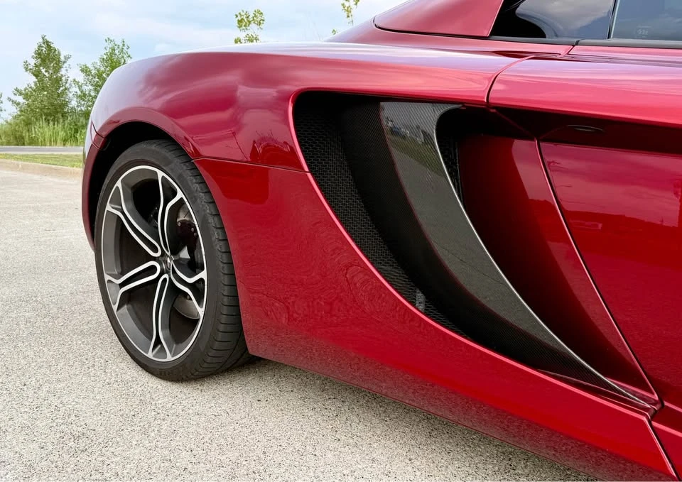 2013 McLaren MP4-12C - Image 17 of 20