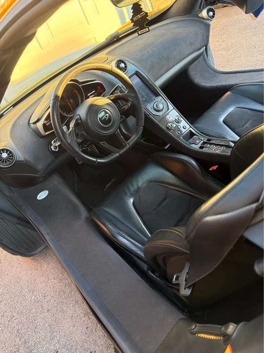 2013 McLaren MP4-12C - Image 5 of 8