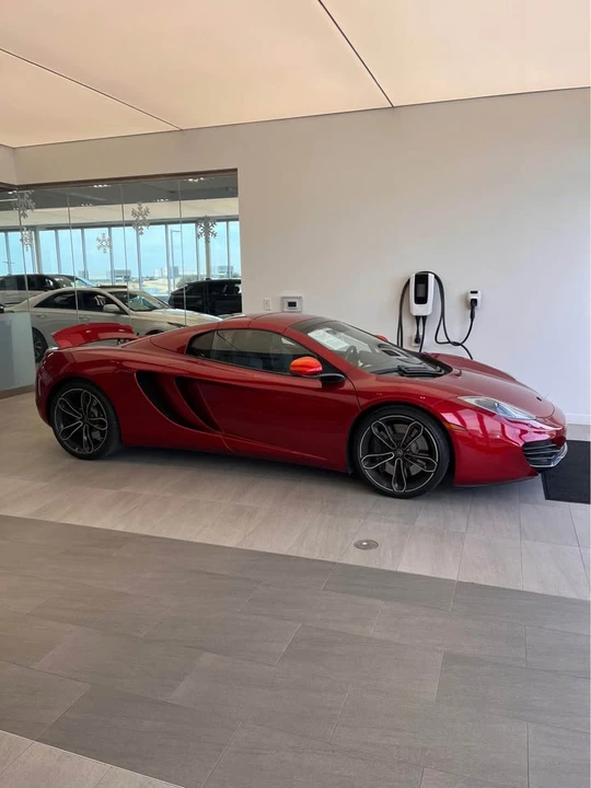 2013 McLaren MP4-12C Spider - Image 2 of 11
