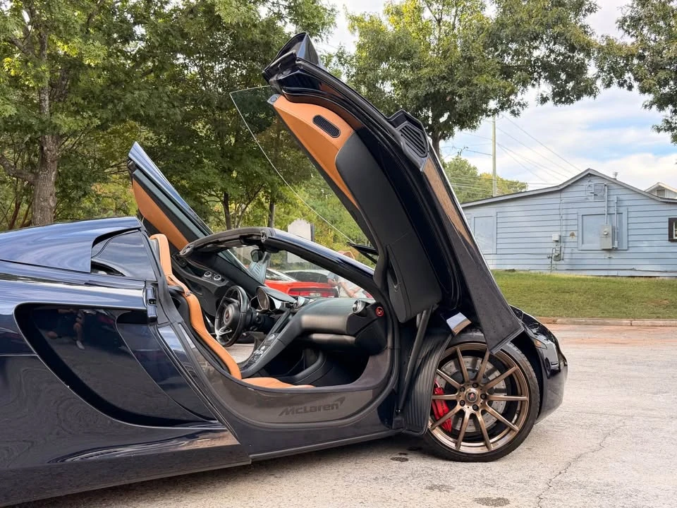 2013 McLaren MP4-12C Spider - Image 16 of 20