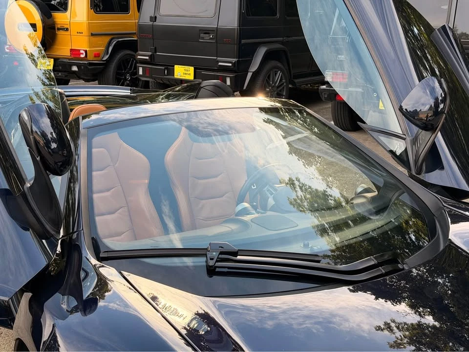 2013 McLaren MP4-12C Spider - Image 18 of 20