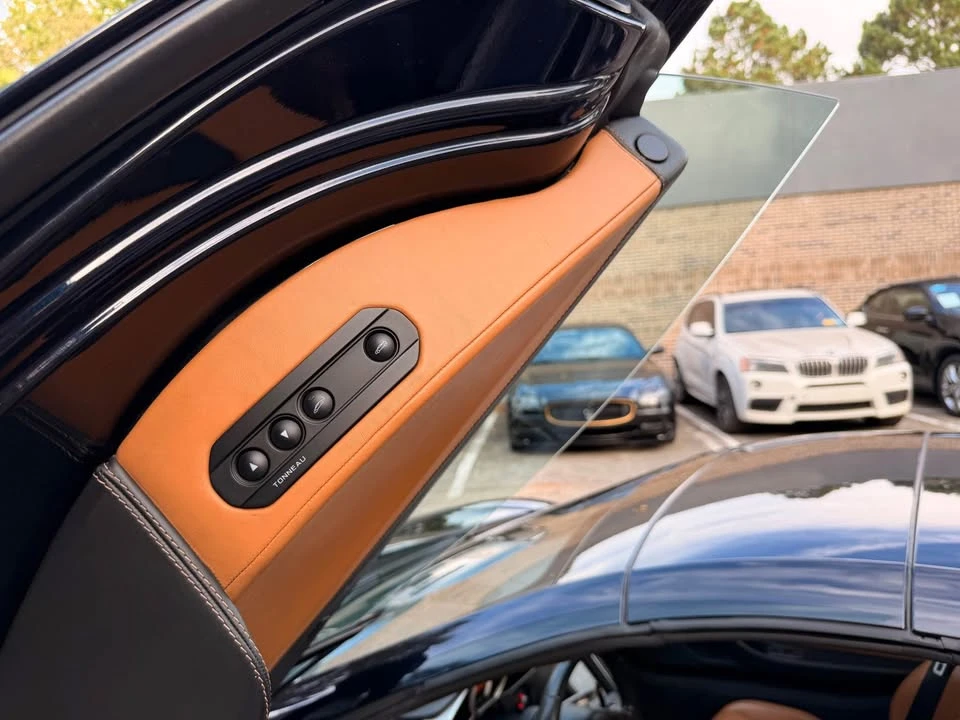 2013 McLaren MP4-12C Spider - Image 13 of 20