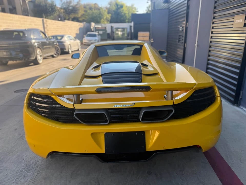 2013 McLaren - Image 16 of 16