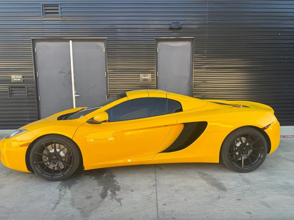 2013 McLaren - Image 13 of 16