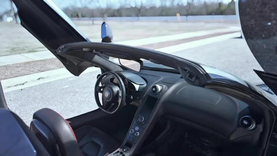 2013 McLaren MP4-12C Spider - Image 20 of 20