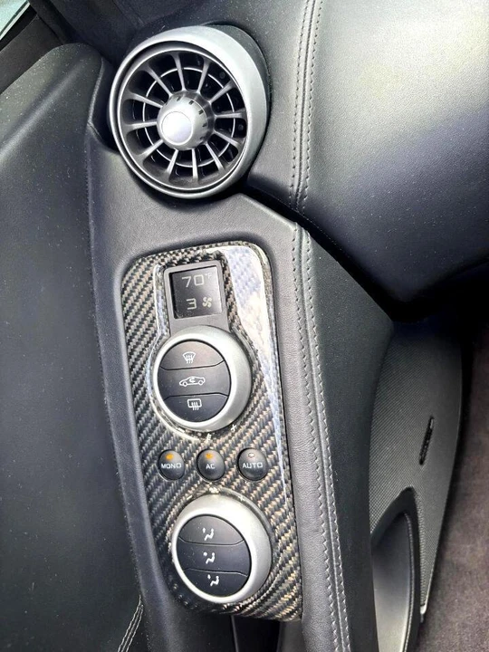 2013 McLaren MP4-12C - Image 19 of 20