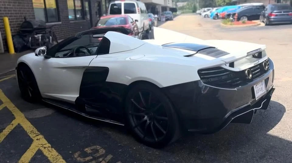 2013 McLaren MP4-12C - Image 8 of 20