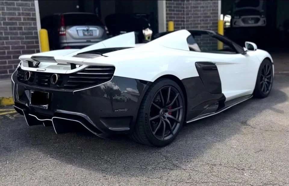 2013 McLaren MP4-12C - Image 8 of 20