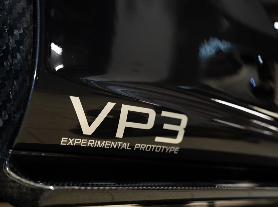 2013 McLaren P1 - Image 22 of 26
