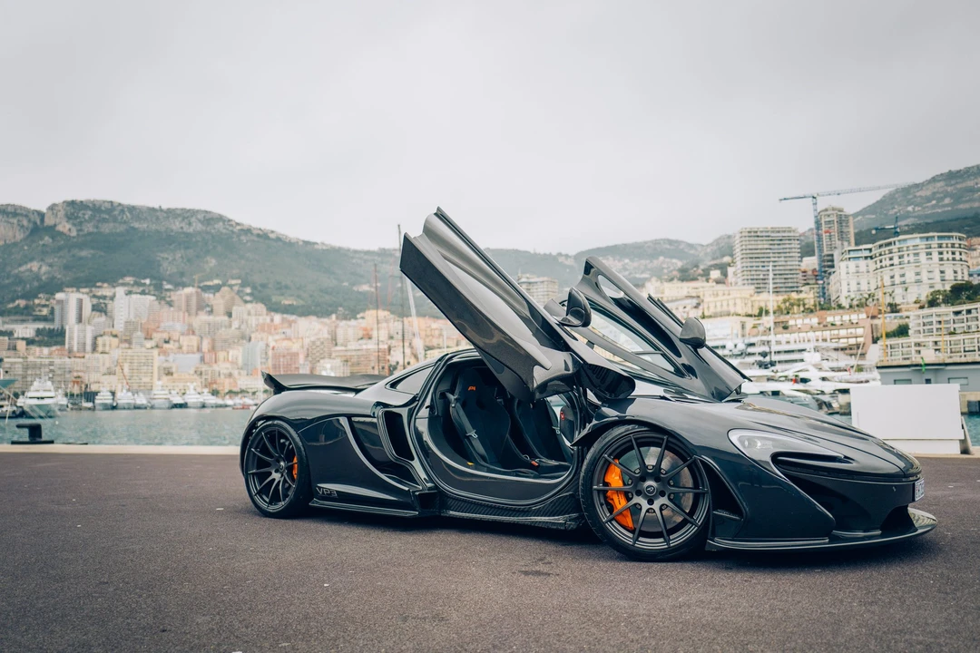 2013 McLaren P1 - Image 6 of 26