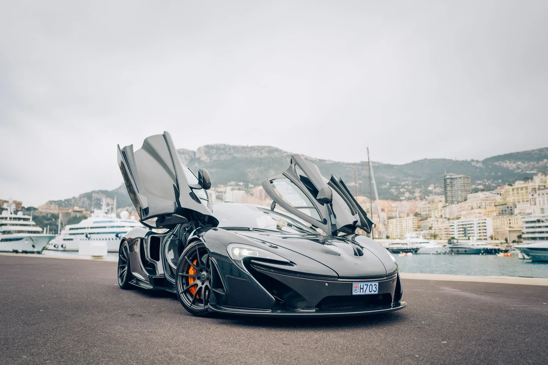 2013 McLaren P1 - Image 3 of 26