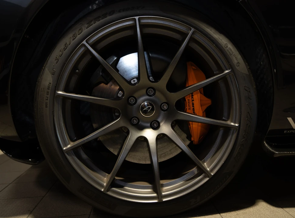 2013 McLaren P1 - Image 23 of 26