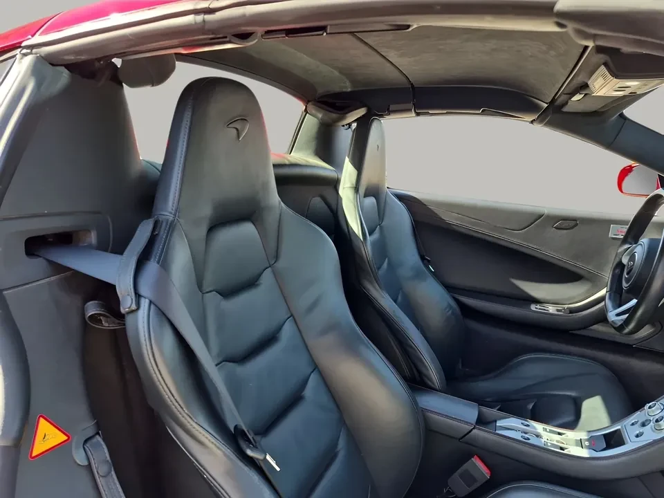2013 McLaren MP4-12C - Image 18 of 20