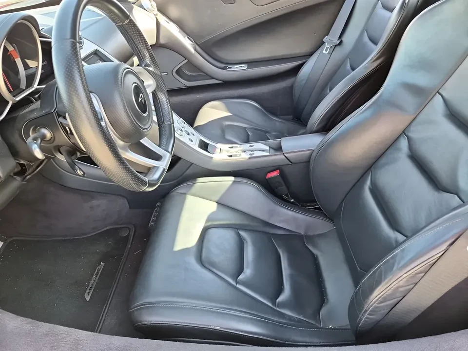 2013 McLaren MP4-12C - Image 15 of 20