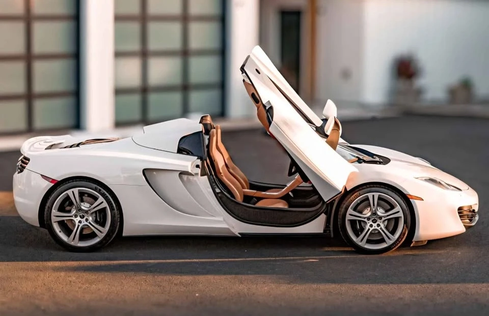 2013 McLaren MP4-12C Spider - Image 9 of 10
