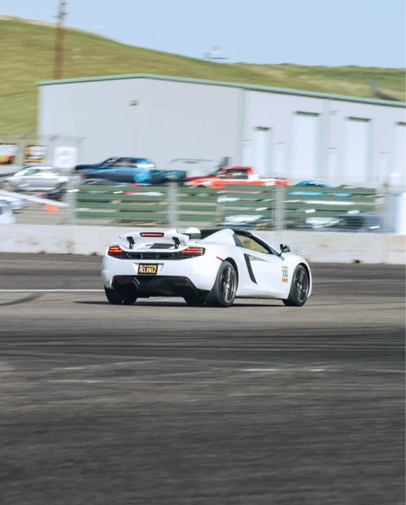 2013 McLaren MP4-12C Spider - Image 19 of 19