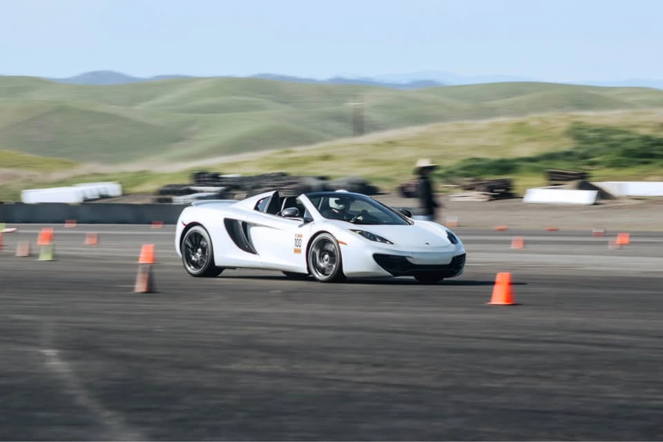 2013 McLaren MP4-12C Spider - Image 16 of 19