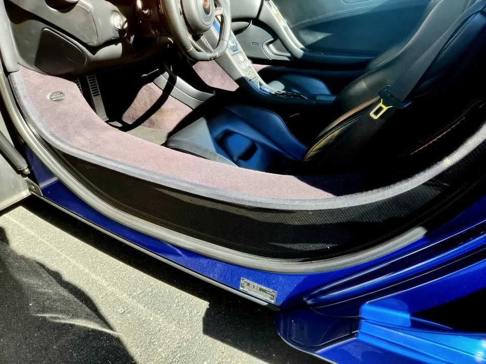2013 McLaren MP4-12C - Image 13 of 20