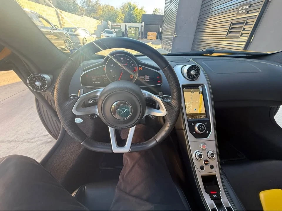 2013 McLaren MP4-12C Spider - Image 10 of 16