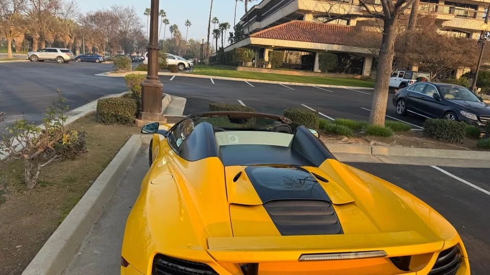 2013 McLaren MP4-12C Spider - Image 7 of 19