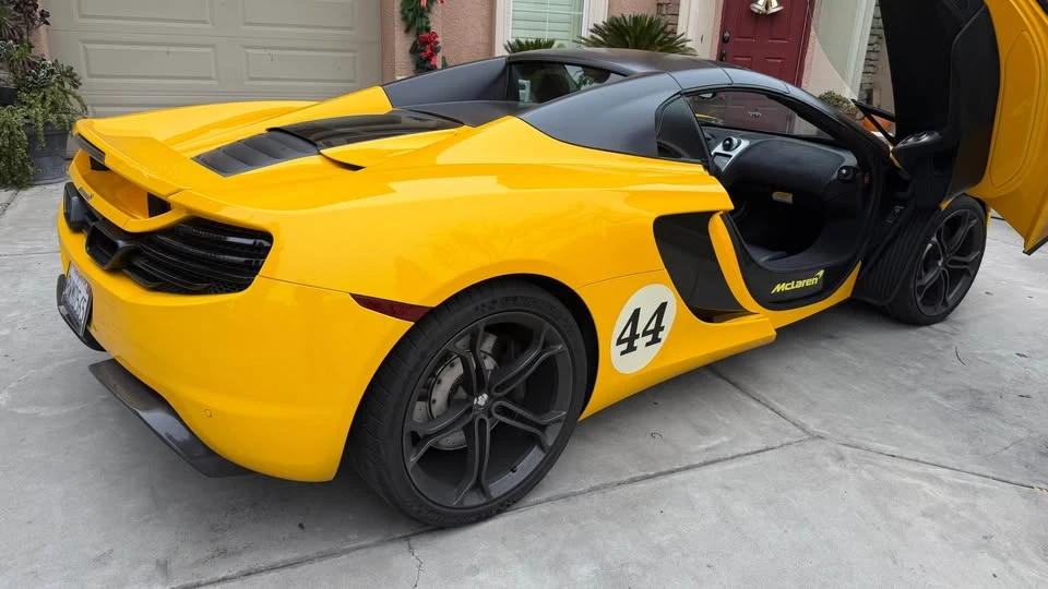 2013 McLaren MP4-12C Spider - Image 5 of 19