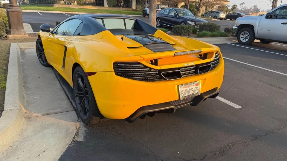 2013 McLaren MP4-12C Spider - Image 8 of 18