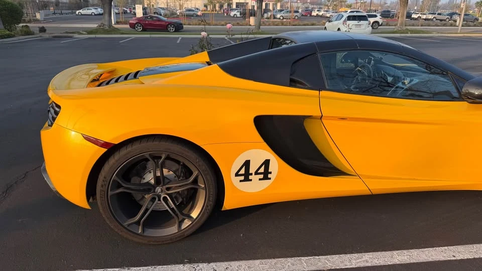 2013 McLaren MP4-12C Spider - Image 12 of 18