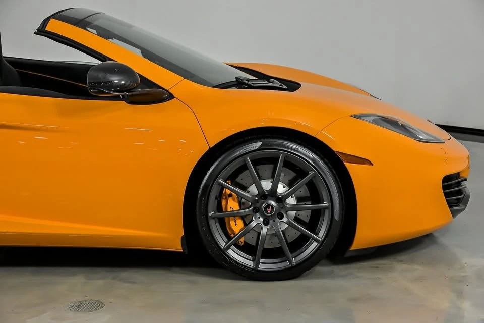 2013 McLaren MP4-12C - Image 16 of 20