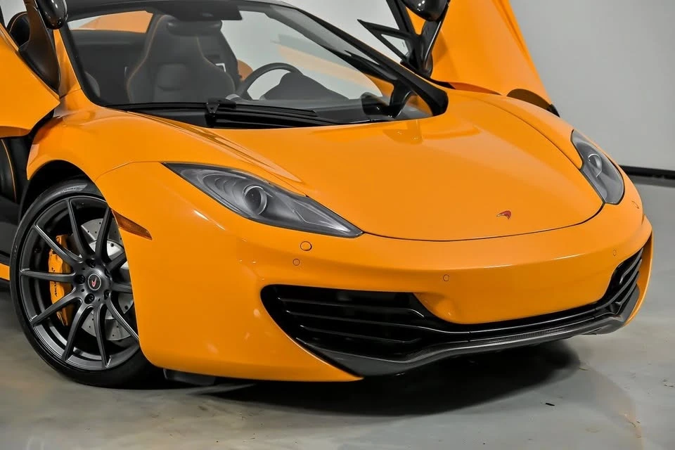 2013 McLaren MP4-12C - Image 3 of 20