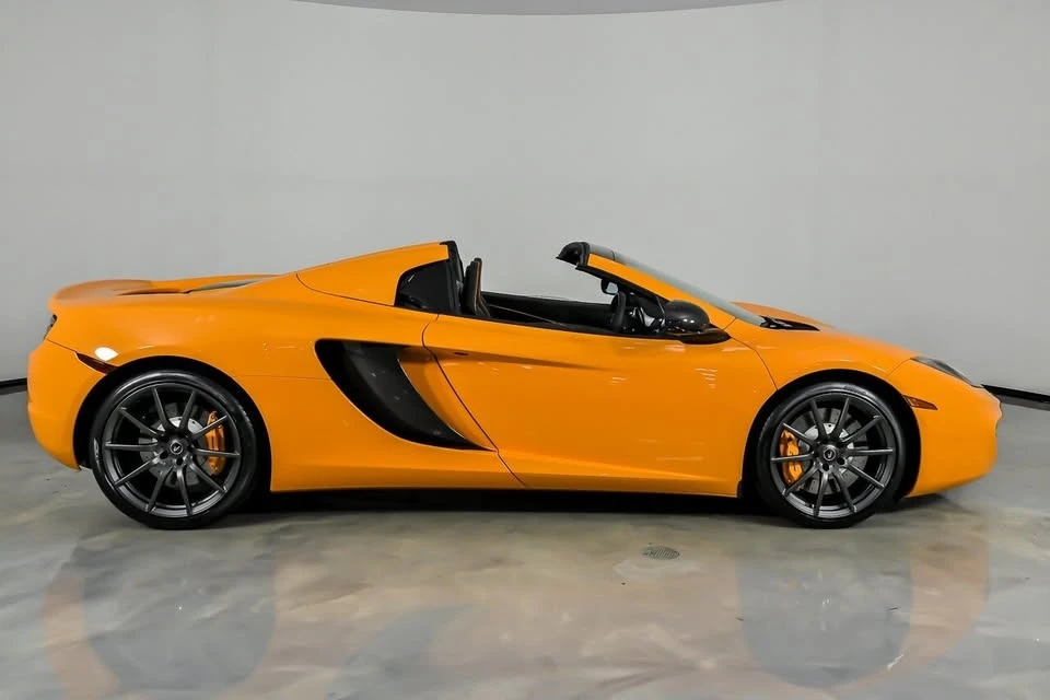 2013 McLaren MP4-12C - Image 15 of 20