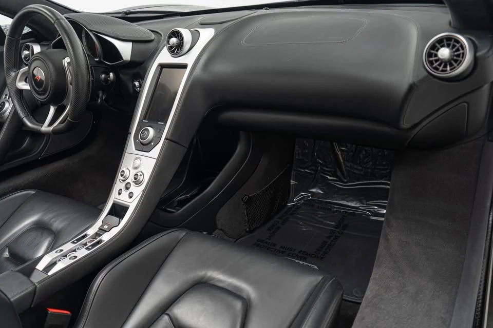2013 McLaren MP4-12C Spider - Image 6 of 7
