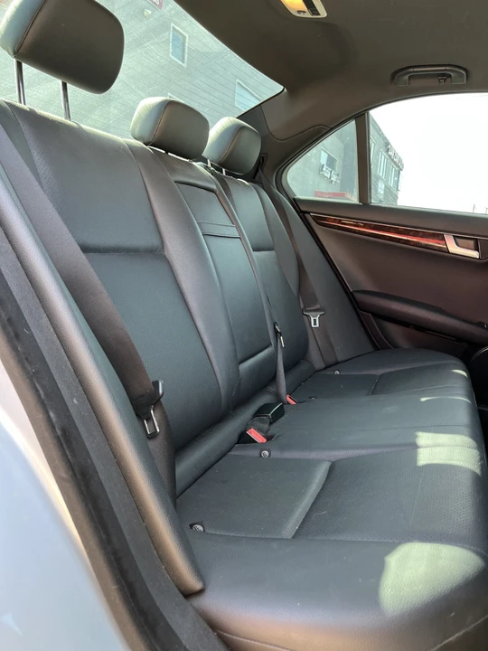 2013 Mercedes-Benz W204 C-Class - Image 9 of 12