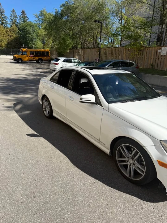 2013 Mercedes-Benz W212 E-Class - Image 3 of 8