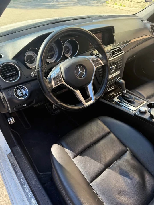 2013 Mercedes-Benz W212 E-Class - Image 6 of 8
