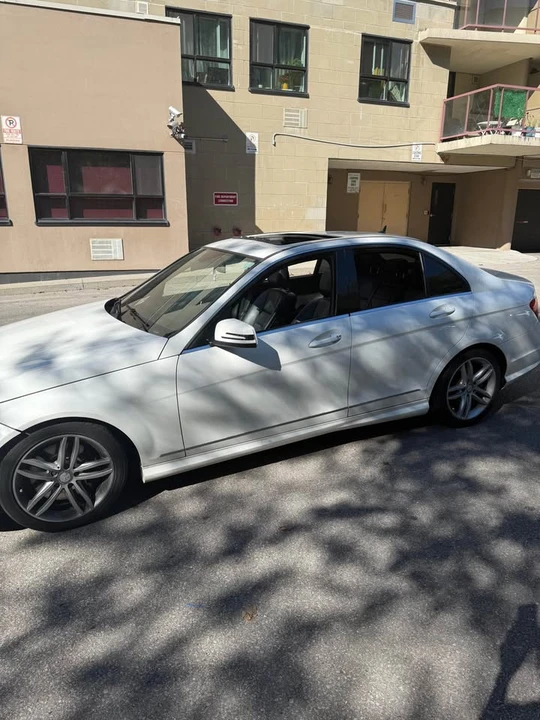 2013 Mercedes-Benz W212 E-Class - Image 4 of 8