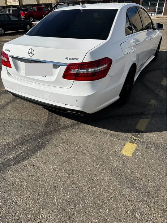2013 Mercedes-Benz W212 E-Class - Image 5 of 12