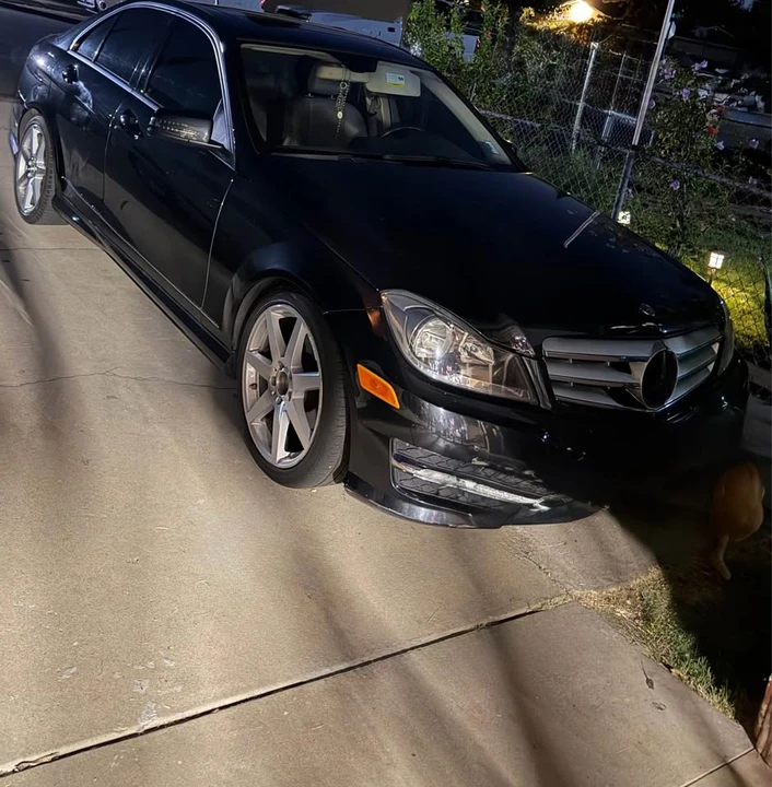 2013 Mercedes-Benz W221 S-Class - Image 2 of 2