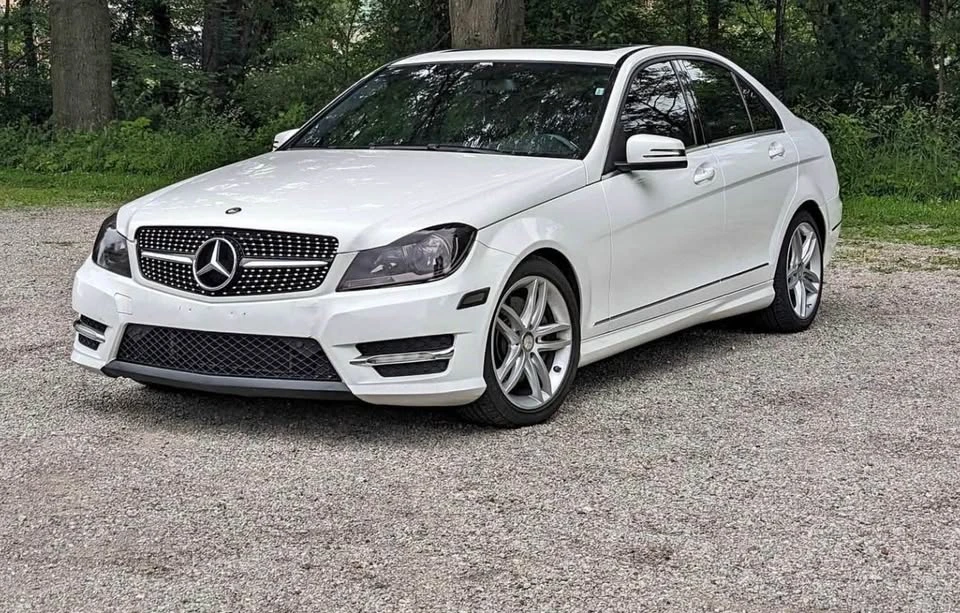 2013 Mercedes-Benz C207/A207 E-Class Coupe & Convertible - Image 2 of 3