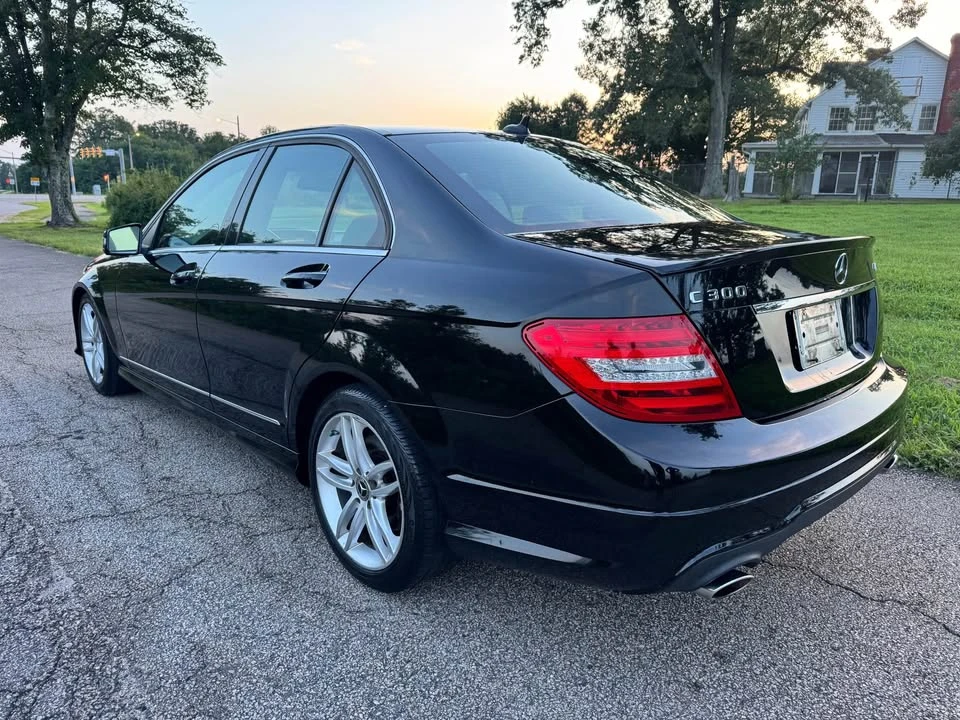 2013 Mercedes-Benz W204 C-Class - Image 3 of 20