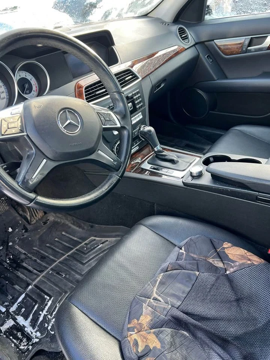 2013 Mercedes-Benz W212 E-Class - Image 9 of 12