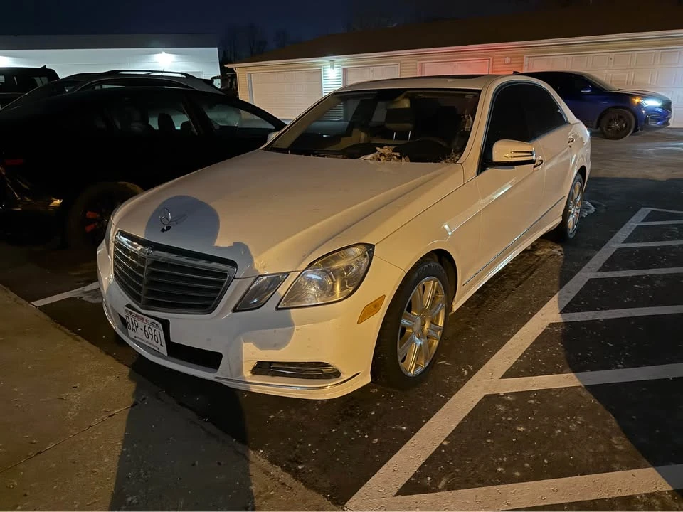 2013 Mercedes-Benz W212 E-Class - Image 2 of 2