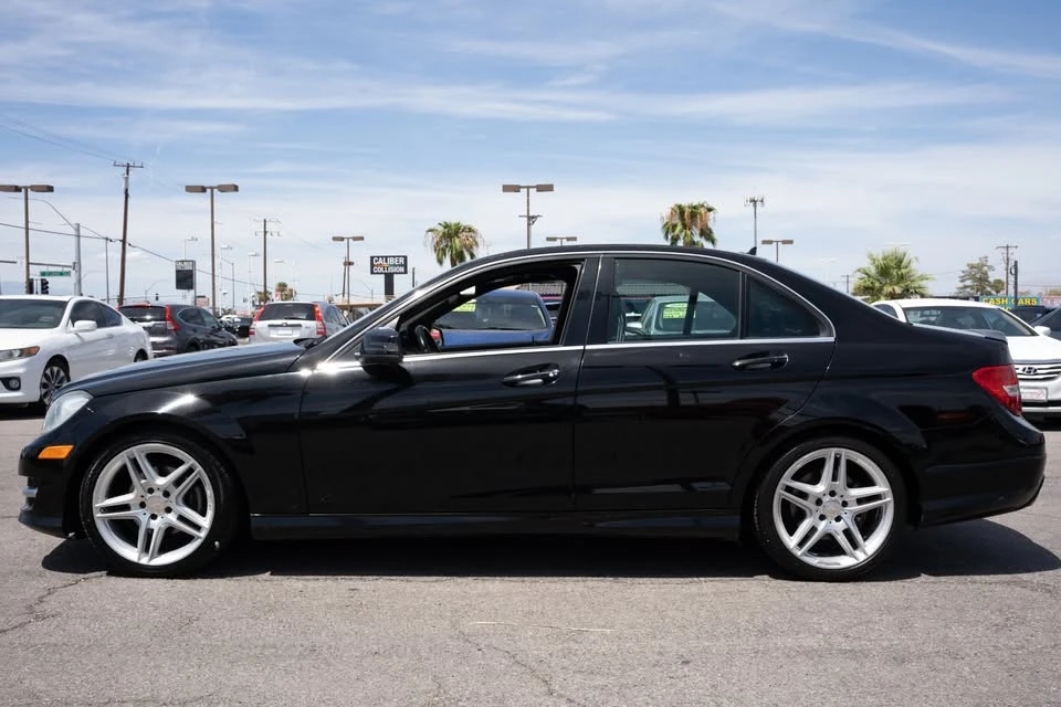 2013 Mercedes-Benz W221 S-Class - Image 6 of 20