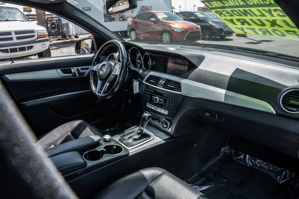 2013 Mercedes-Benz W221 S-Class - Image 3 of 20