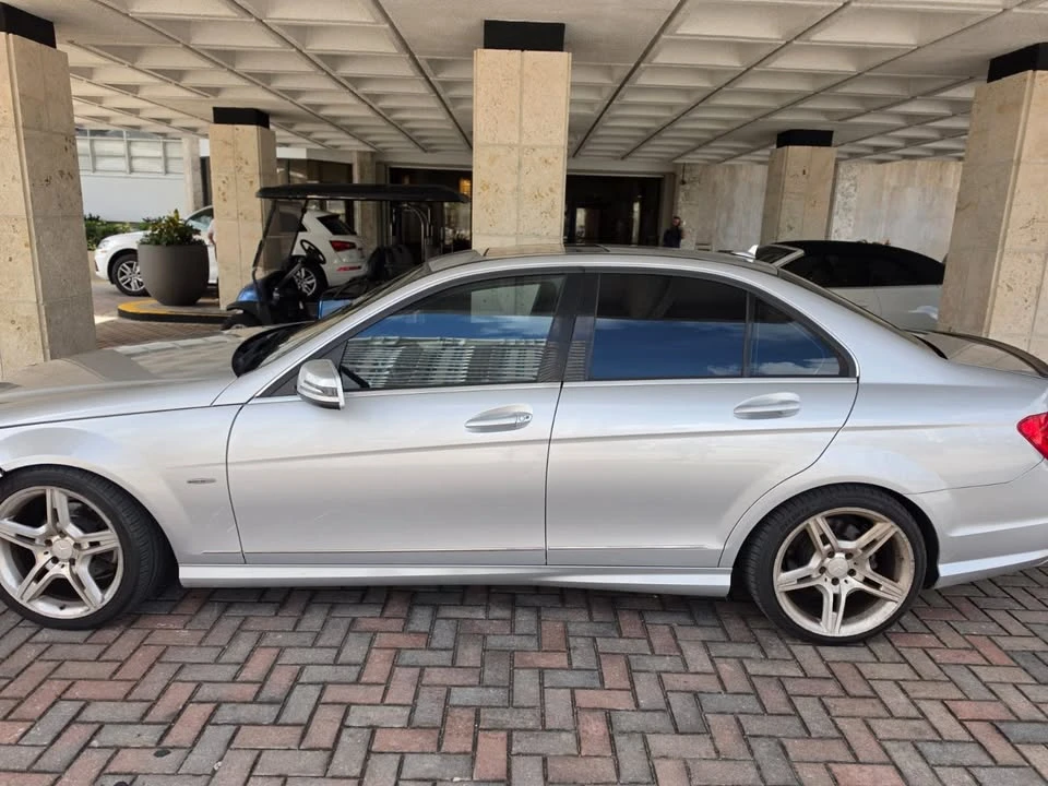 2013 Mercedes-Benz W204 C-Class - Image 4 of 8