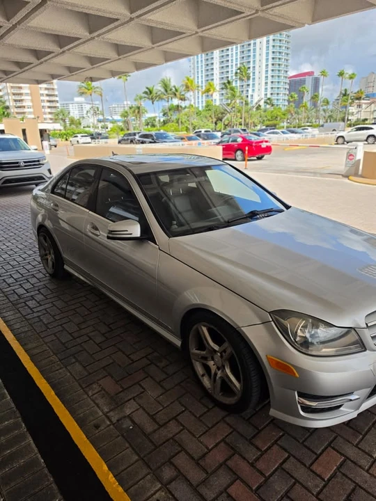 2013 Mercedes-Benz W204 C-Class - Image 8 of 8