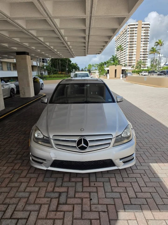 2013 Mercedes-Benz W204 C-Class - Image 7 of 8