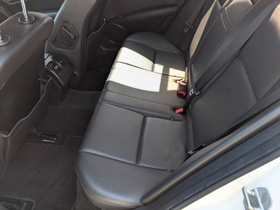2013 Mercedes-Benz W204 C-Class - Image 11 of 13