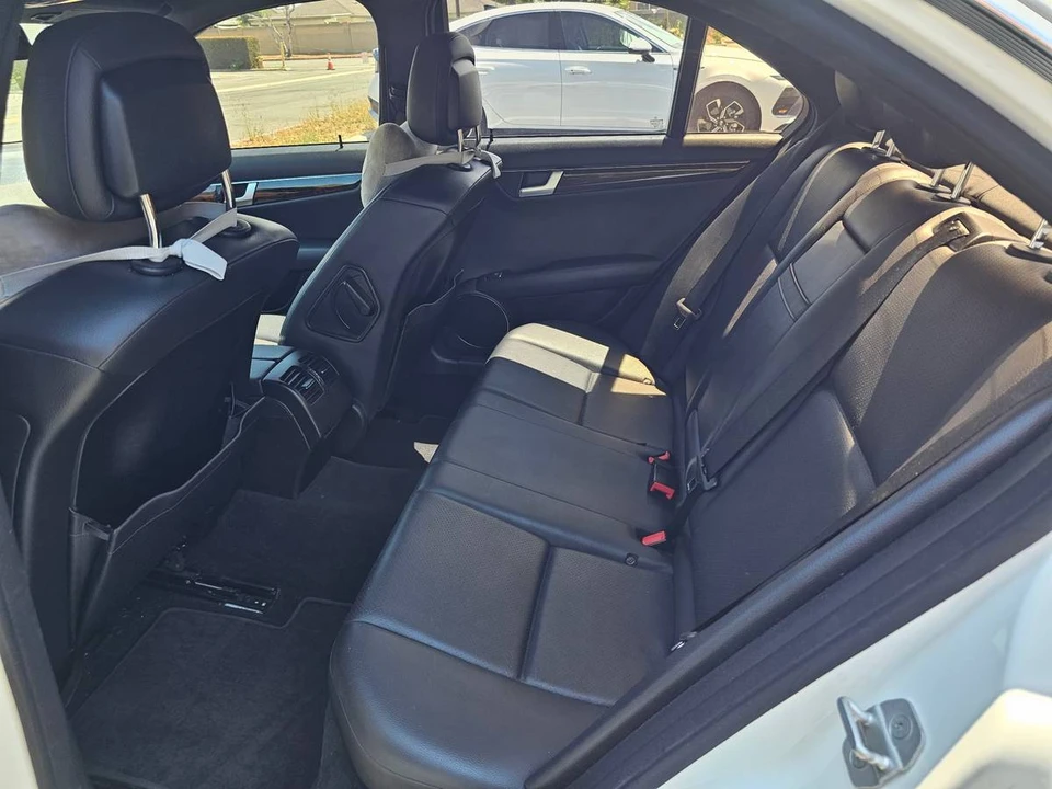 2013 Mercedes-Benz W204 C-Class - Image 7 of 13