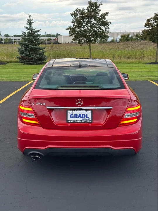 2013 Mercedes-Benz W204 C-Class - Image 4 of 16