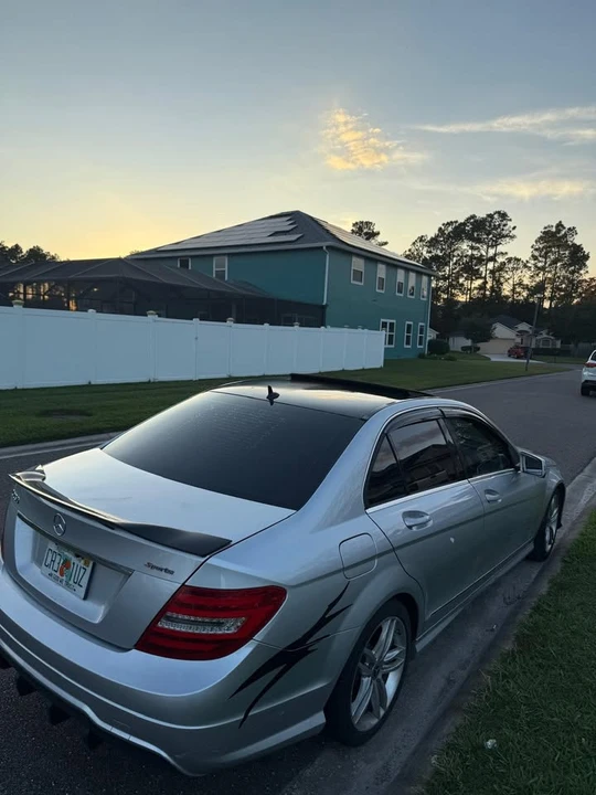 2013 Mercedes-Benz W204 C-Class - Image 13 of 20